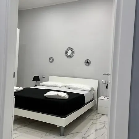 Masaniellohouse *