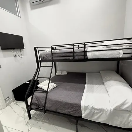 Masaniellohouse נאפולי